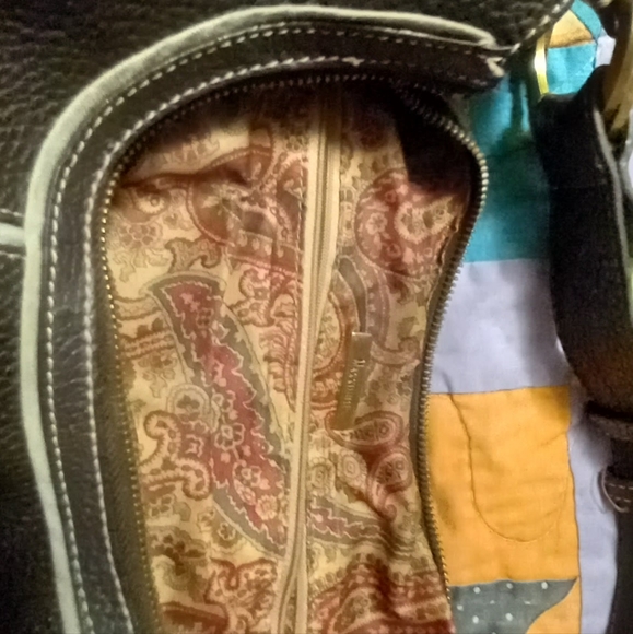 Maximum - Picture 3 of 5